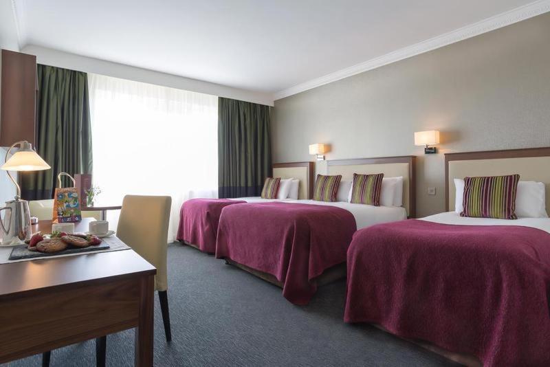 Rochestown Park Hotel & Leisure Centre Cork Room photo